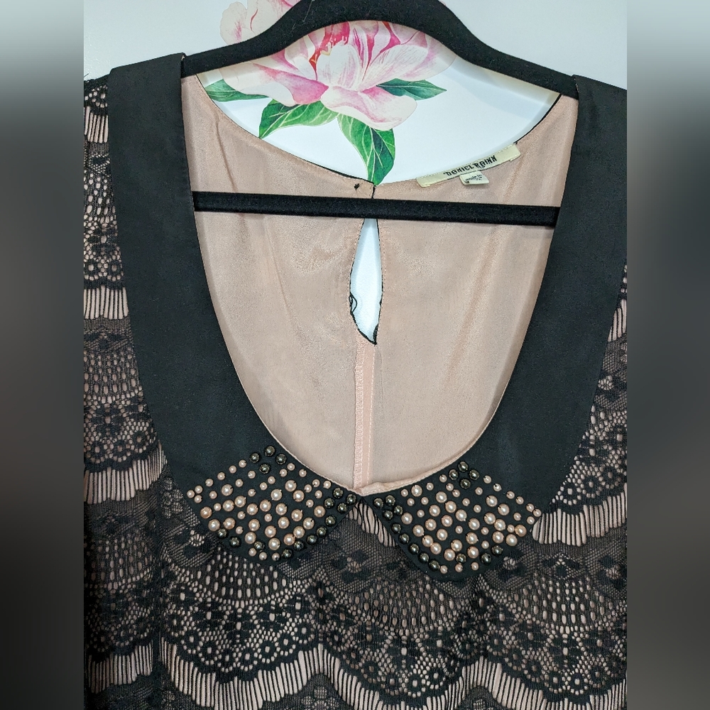 Daniel Rainn Lace Peter Pan Beaded Collar Sleeveless